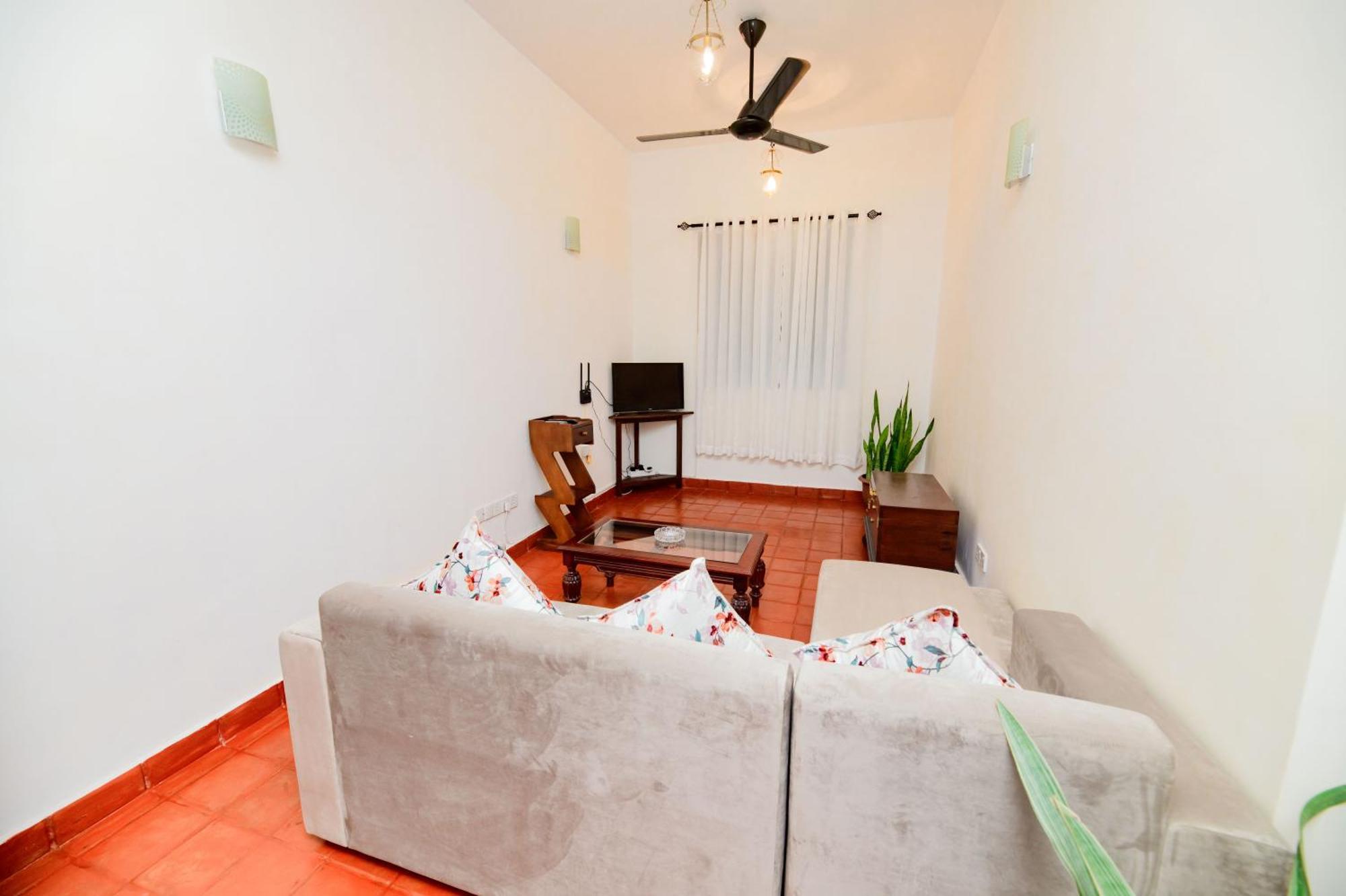 Hill House Villa - Two Bedroom ガル エクステリア 写真